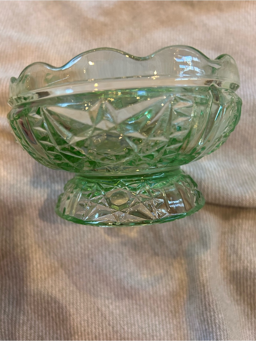 Indiana Glass “Stars and Bars" fairy lamp in Chantilly Green - Picture 6 of 8
